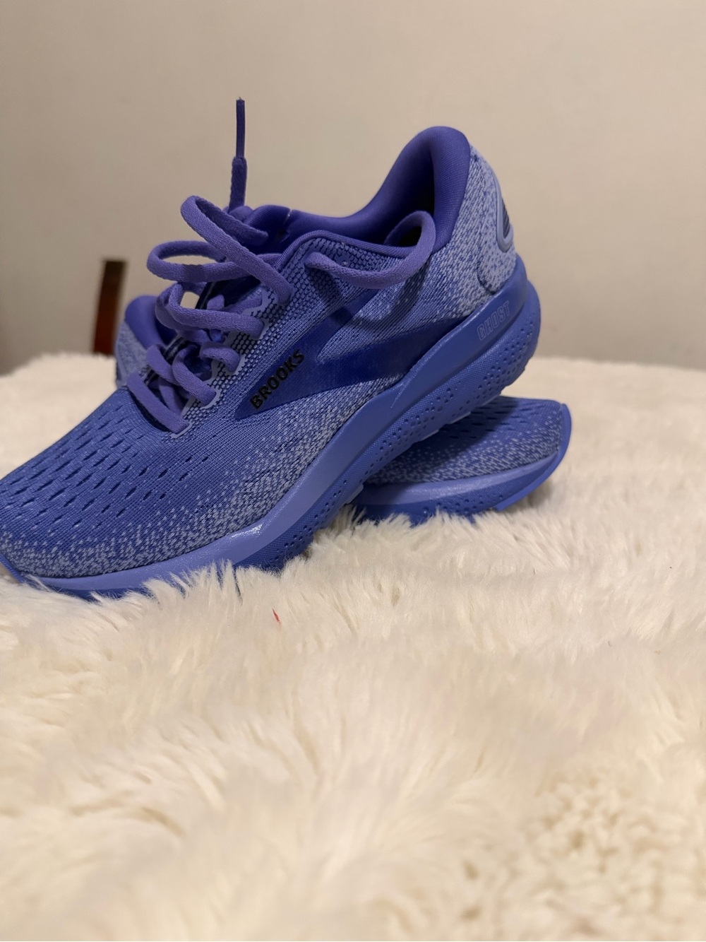 Brooks Ghost 16 women’s size 5.5